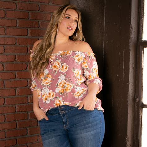 curvyfashionable|curvy sense website.